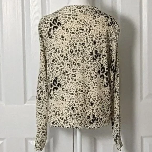 ZARA Woman's Long Sleeve Button Down Top Blouse Size M Cream Black Print - Picture 2 of 6